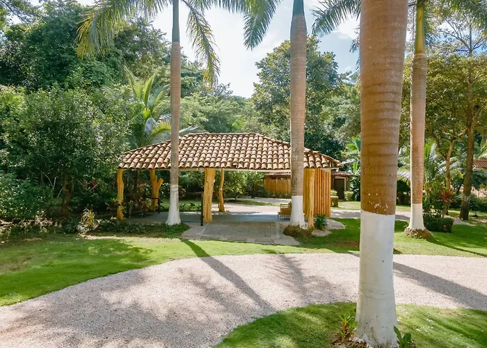 Family Jungle Stay, Minutes To Playa Conchal *