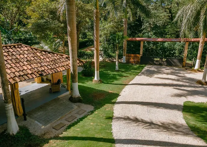 Family Jungle Stay, Minutes To Playa Conchal Guest house