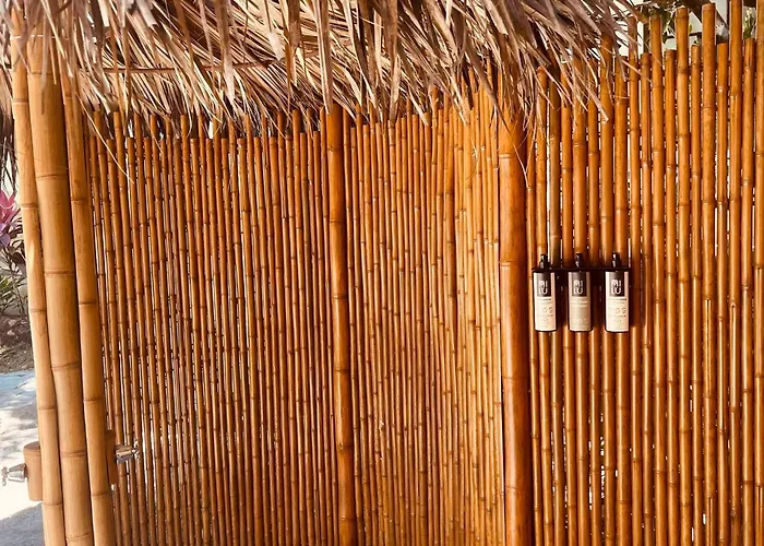 Guest house Family Jungle Stay, Minutes To Playa Conchal *